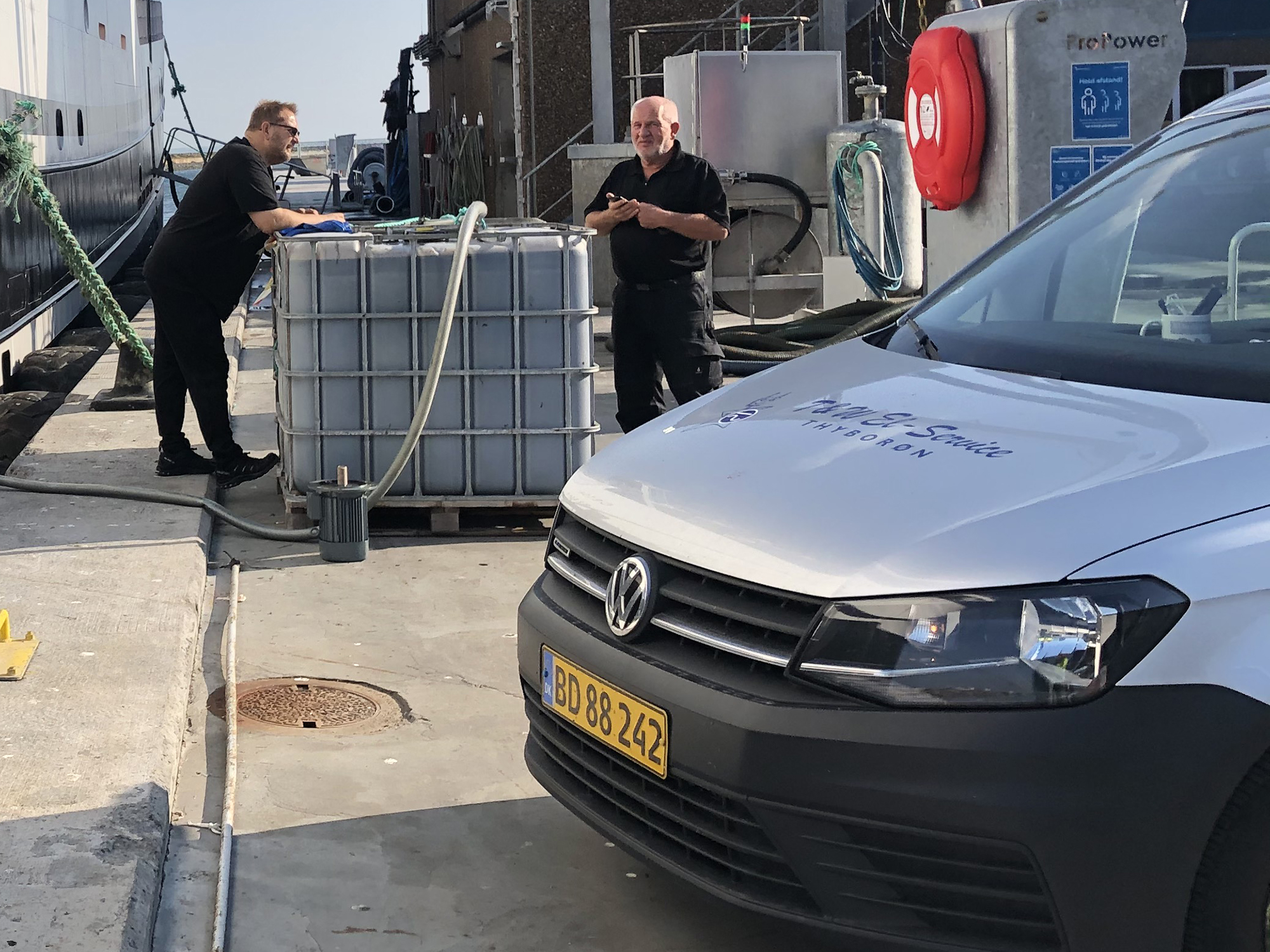 T&W Elservicve 2784 Web